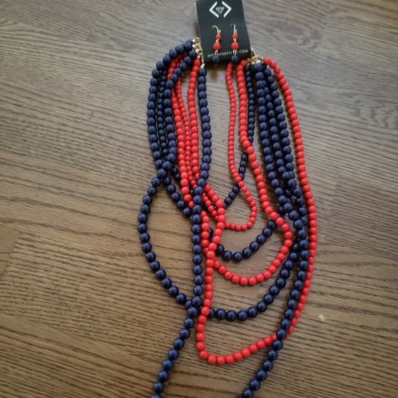 Necklace set - Picture 2 of 5